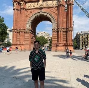 Meet your Posher, Rj